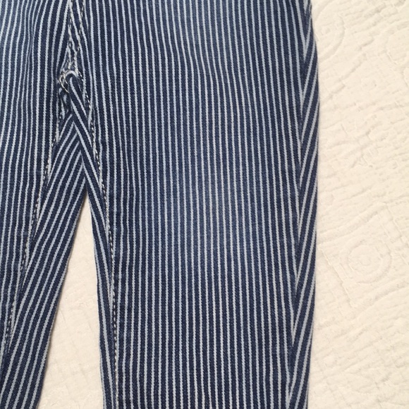 12m (4/$20) Engineer-Stripe OshKosh Jeans - Picture 4 of 16